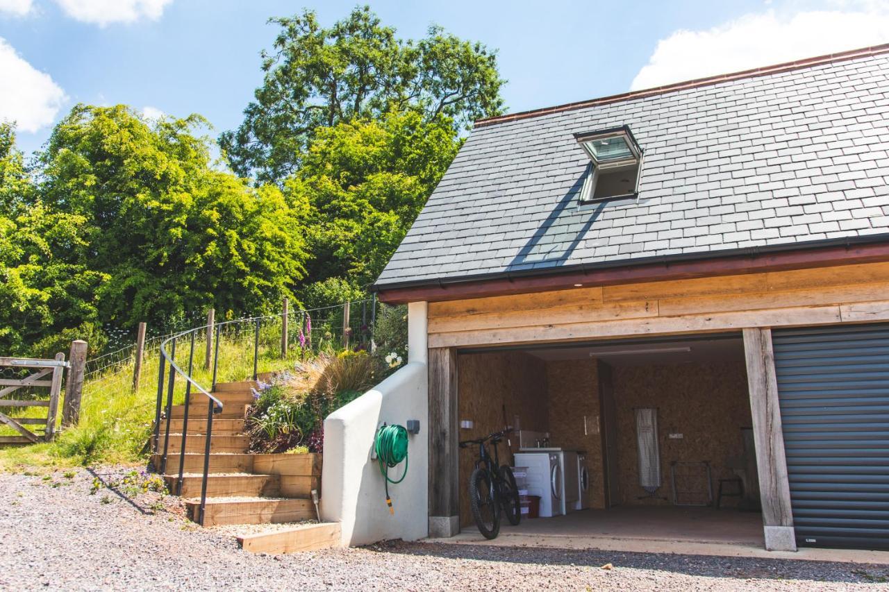 Ferienwohnung The Roost - A Bird'S Eye View In The Countryside Cullompton Exterior foto